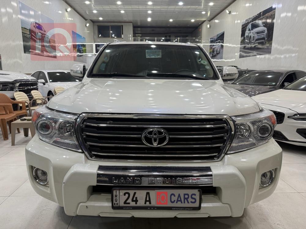 تويوتا لاندكروزر